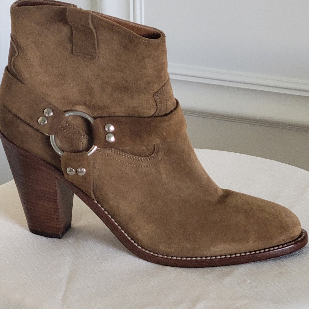 NWOT, ST LAURENT BOOTS, BROWN, 39